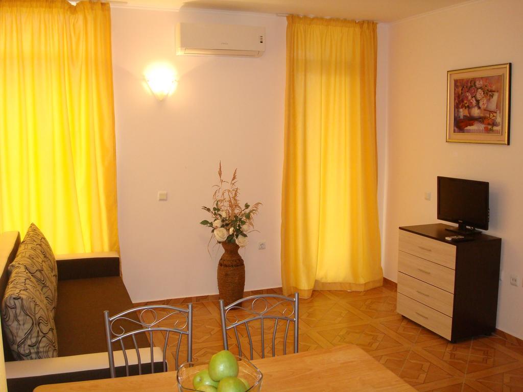 Saint Elena Apartcomplex Sunny Beach Eksteriør billede