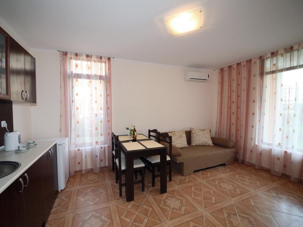 Saint Elena Apartcomplex Sunny Beach Eksteriør billede