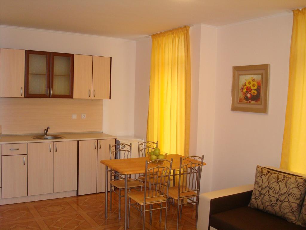 Saint Elena Apartcomplex Sunny Beach Eksteriør billede