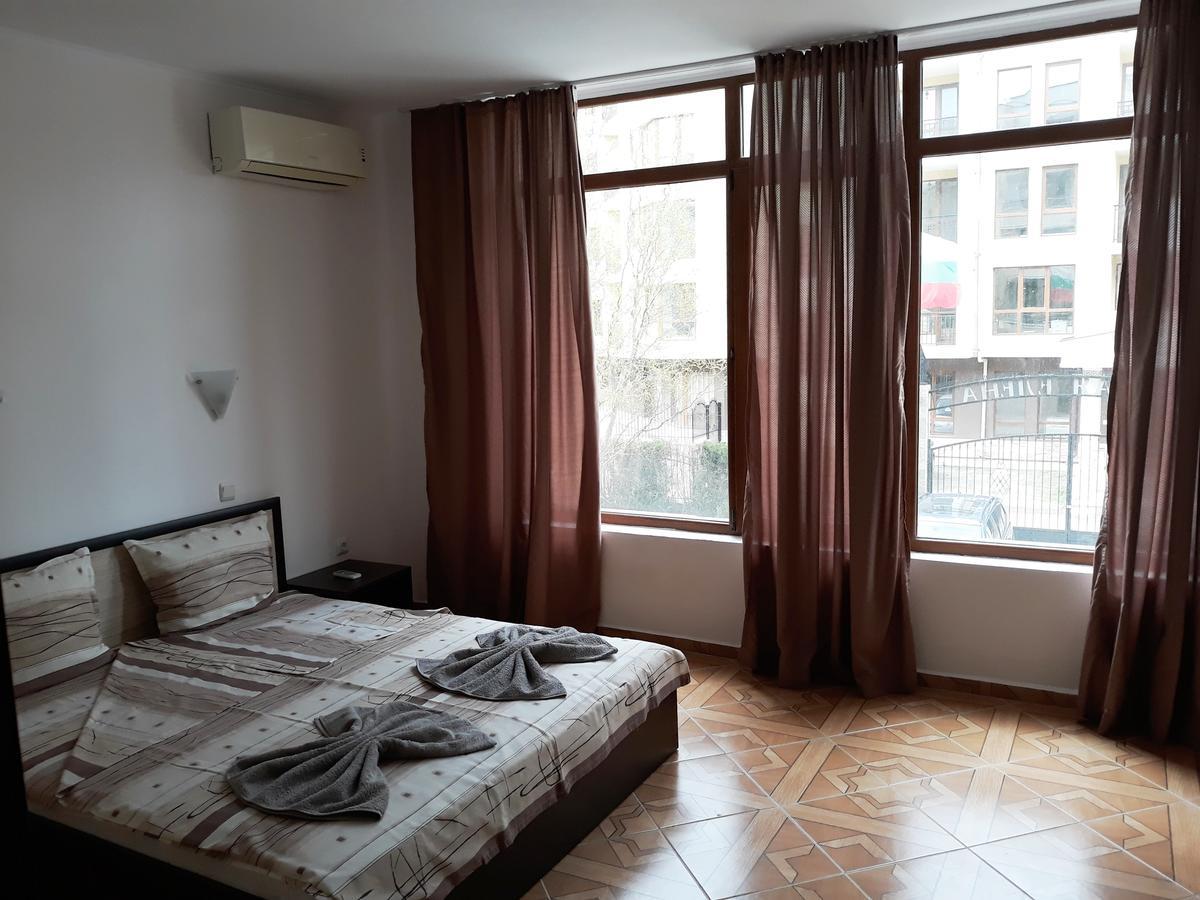 Saint Elena Apartcomplex Sunny Beach Eksteriør billede