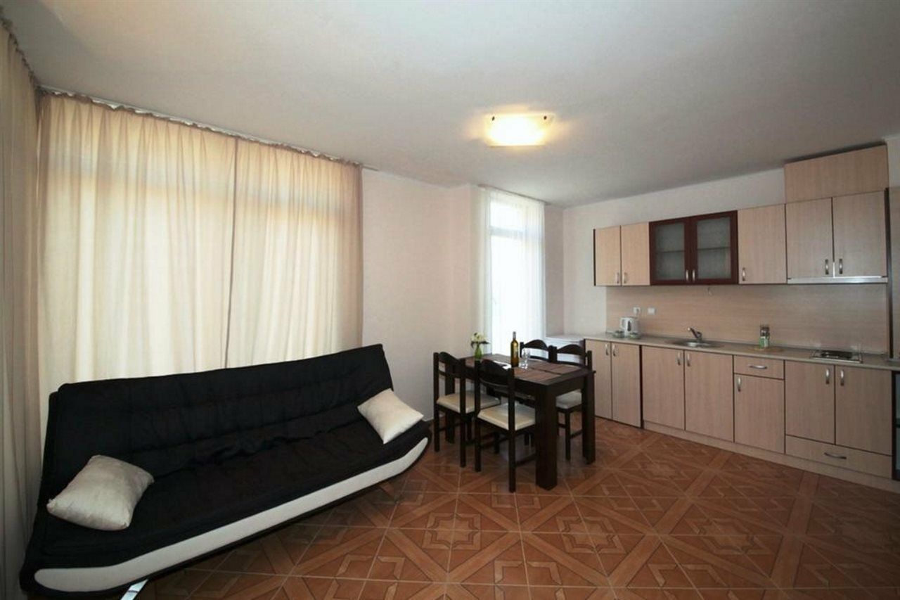Saint Elena Apartcomplex Sunny Beach Eksteriør billede